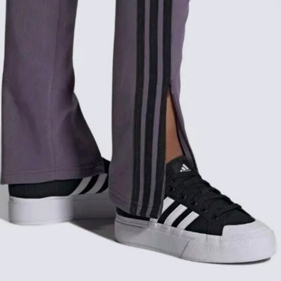 Adidas Bravada 2.0 Platform Black/White Size 8.5 mint condition - Picture 1 of 13